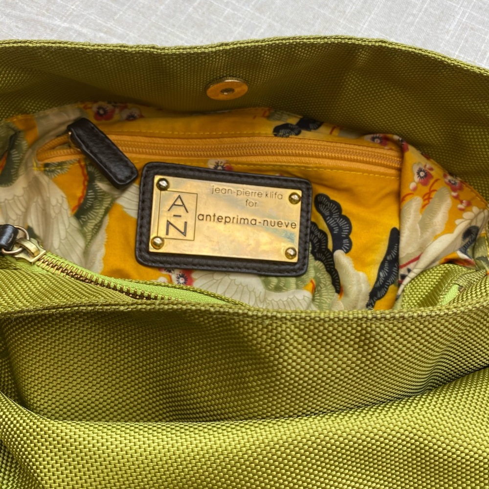 Lime Green Shoulder Bag - Picture 8 of 9